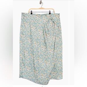 🆕 Brand New Vince Skirt